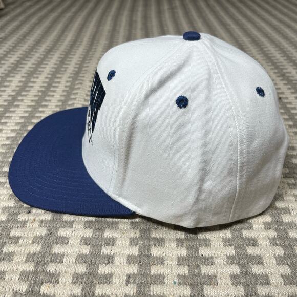 Toronto Maple Leafs Mens Flatbrim Snapback Vintage Hockey White Hat NEW - Picture 2 of 6
